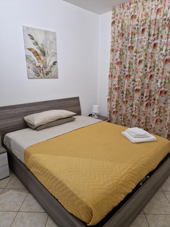 Flowers Apartment Villa Caldari Luaran gambar